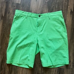 Adidas Men’s Green Golf Shorts – Size 32 – Primegreen Performance Fit